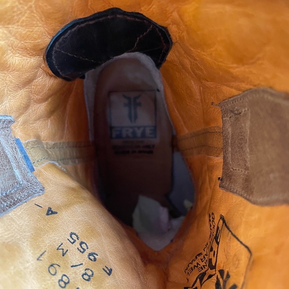 FRYE ,Brown Studded Leather Boots wonderful condition, made in SPAIN . - Picture 4 of 12